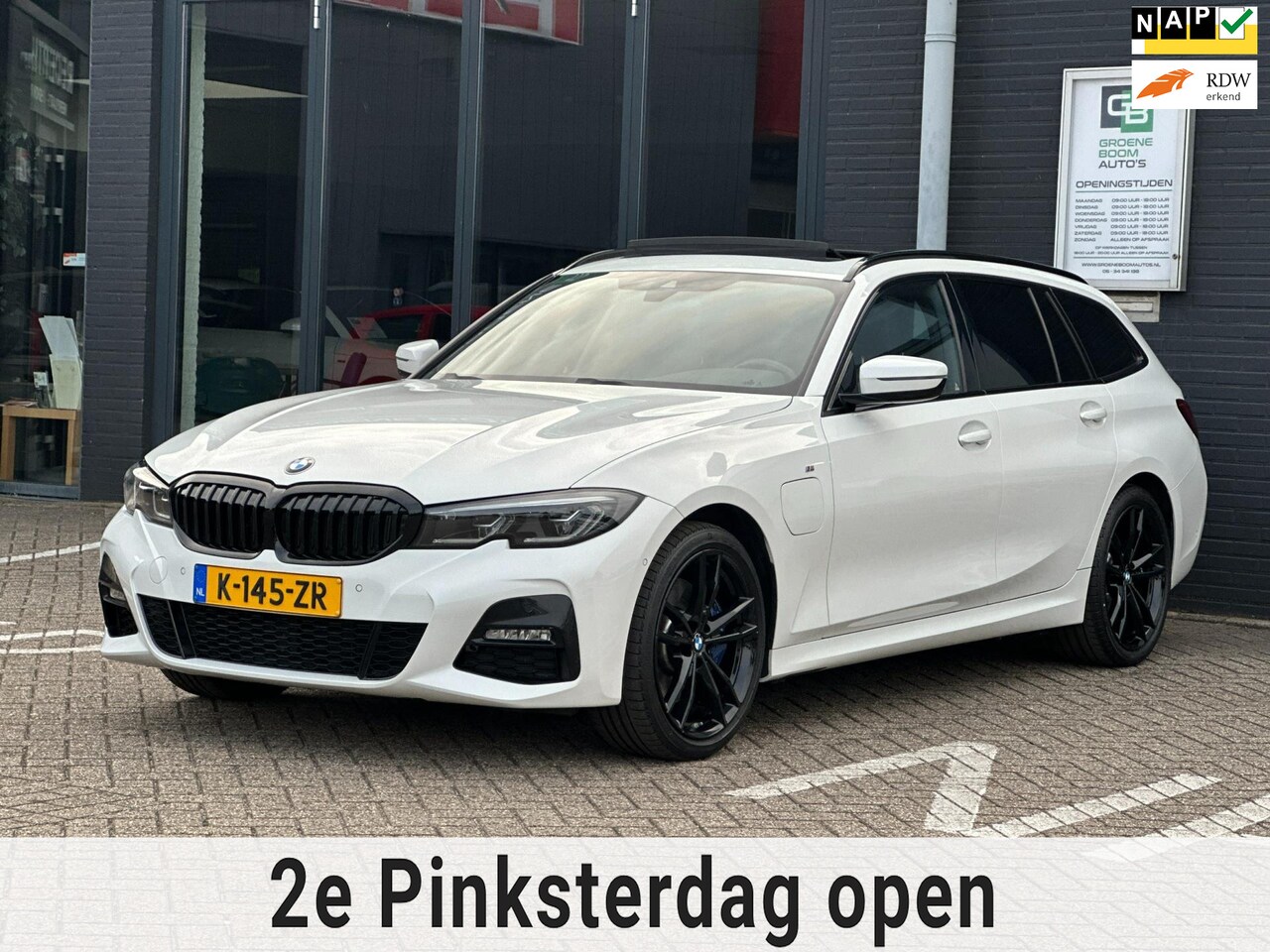 BMW 3-serie Touring - 330e High Executive/2de EG/NAVI/CAMERA/PANO/LEDER/NL AUTO-NAP - AutoWereld.nl