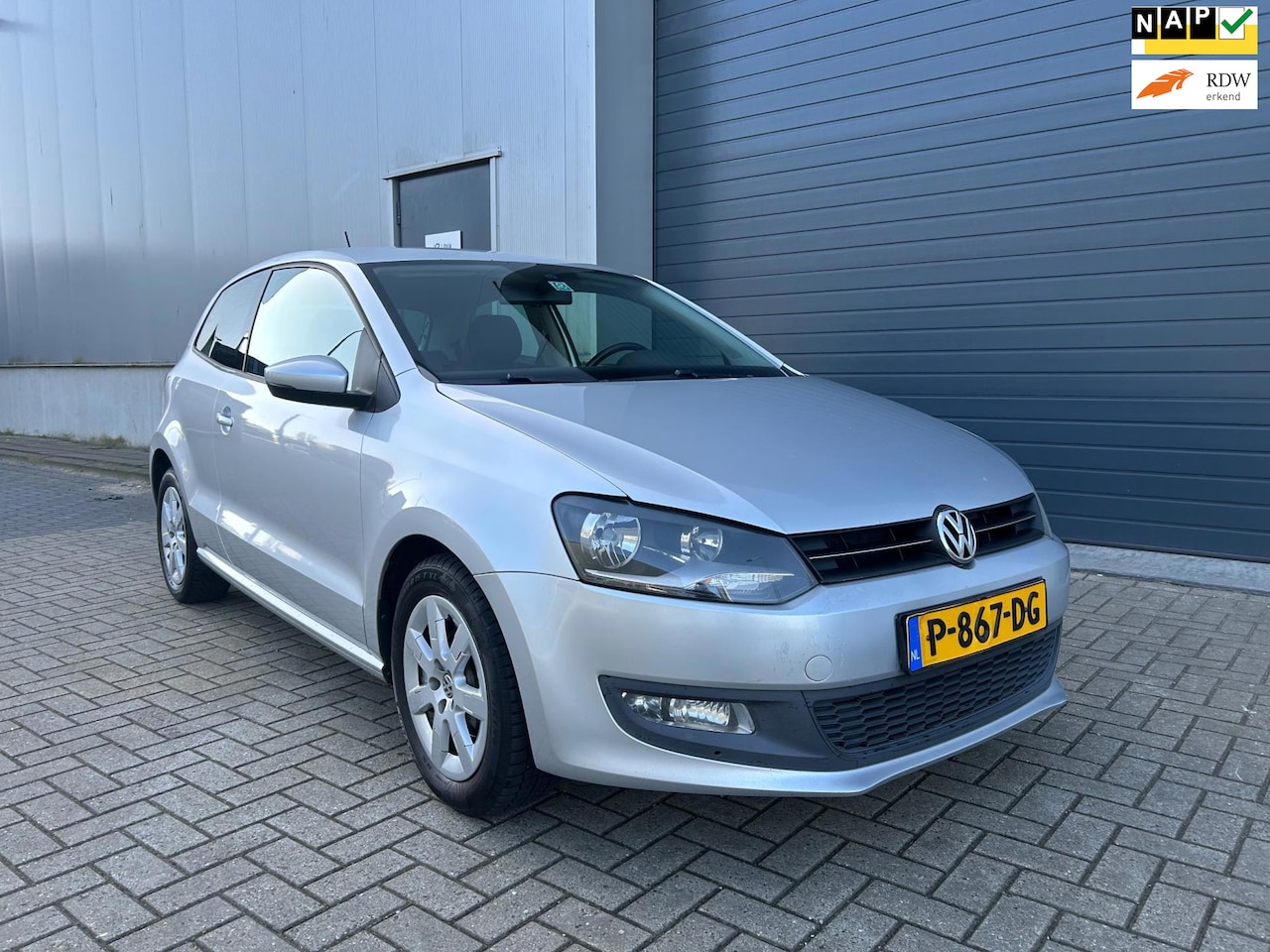 Volkswagen Polo - 1.2i 12V Comfortline AIRCO PDC APK 2011 - AutoWereld.nl