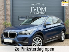 BMW X1 - SDrive18i Business Edition Leder, Navi, Camera, Stoelverw