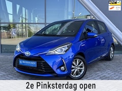 Toyota Yaris - 1.5 Hybrid Executive Automaat / Camera / Cruise Control / Navigatie