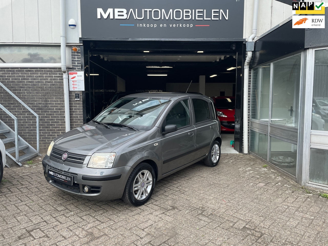 Fiat Panda - 1.2 Edizione Cool/Airco/Nap/2e Eigenaar/Parrot/Trekhaak!! - AutoWereld.nl