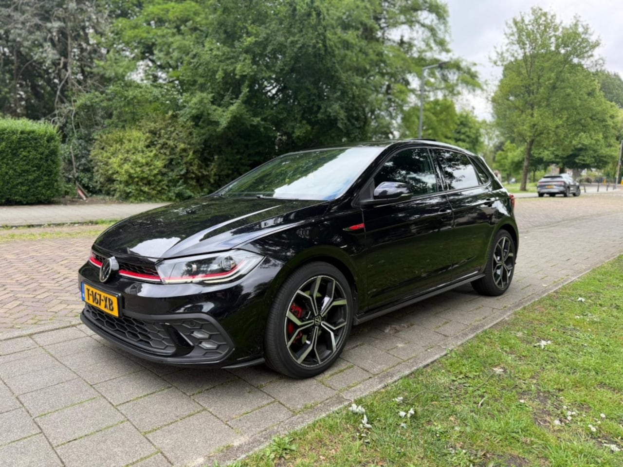Volkswagen Polo - 2.0 TSI GTI PANO FULL OPTIE - AutoWereld.nl
