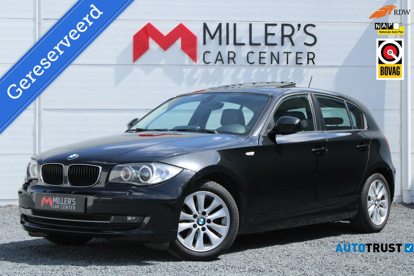 BMW 1-serie - 118i High Executive PANO DAK XENON CRUISE NAVI - AutoWereld.nl