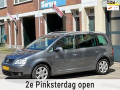 Volkswagen Touran - 2.0 TDI Highline-automaat-airco-elek ramen