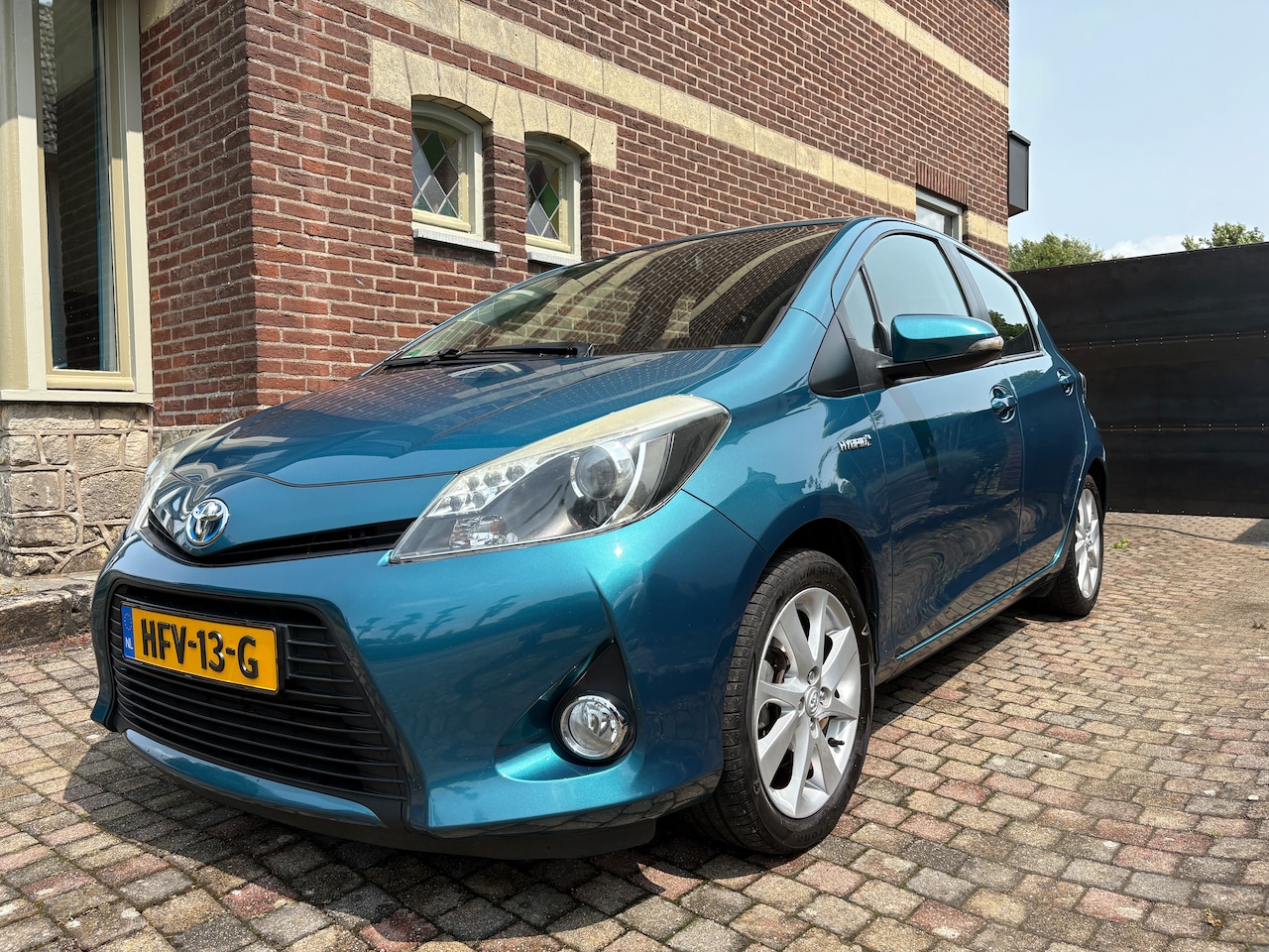 Toyota Yaris - 1.5 Full Hybrid Comfort - AutoWereld.nl