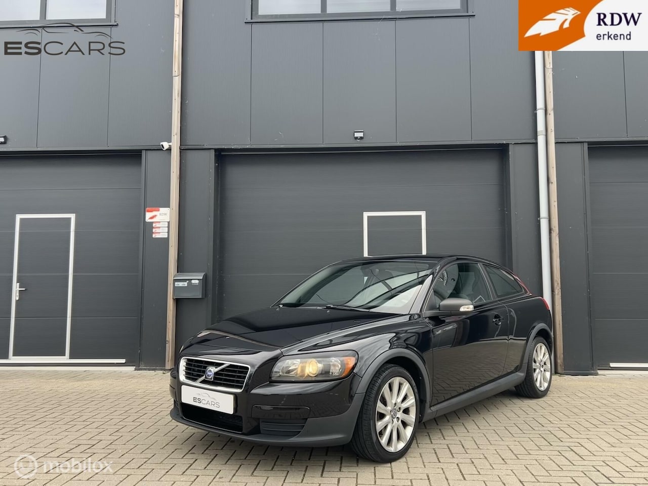 Volvo C30 - 1.6 Momentum Airco | Radio | Elek-ramen - AutoWereld.nl