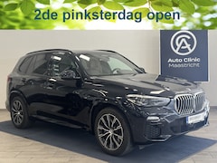 BMW X5 - xDrive45e High Executive M Sport | Driving assistant plus | Keyless 2e PINKSTERDAG van 10.