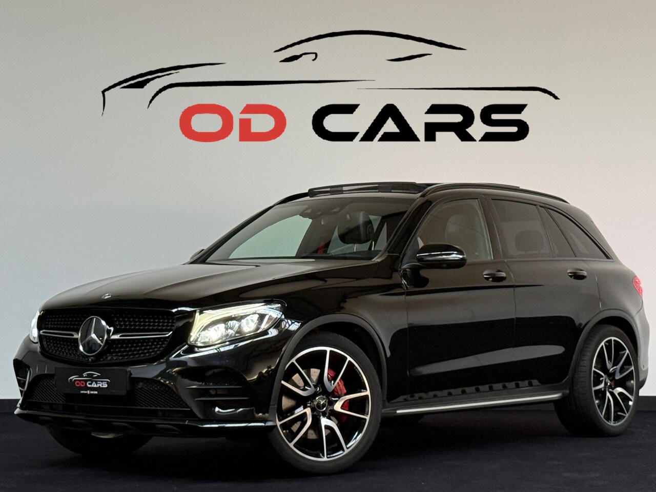 Mercedes-Benz GLC-klasse - 250 4MATIC AMG Pano Distronic Memory Sfeer BOMVOL !!!! - AutoWereld.nl