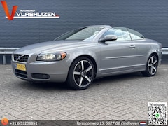 Volvo C70 Convertible - 2.4 D5 Momentum | Leder | Cruise | Climate | Stoelverwarming | PDC |