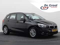 BMW 2-serie Active Tourer - 218i Essential Automaat Cruise, Stoelverwarming, LED, Climate, PDC