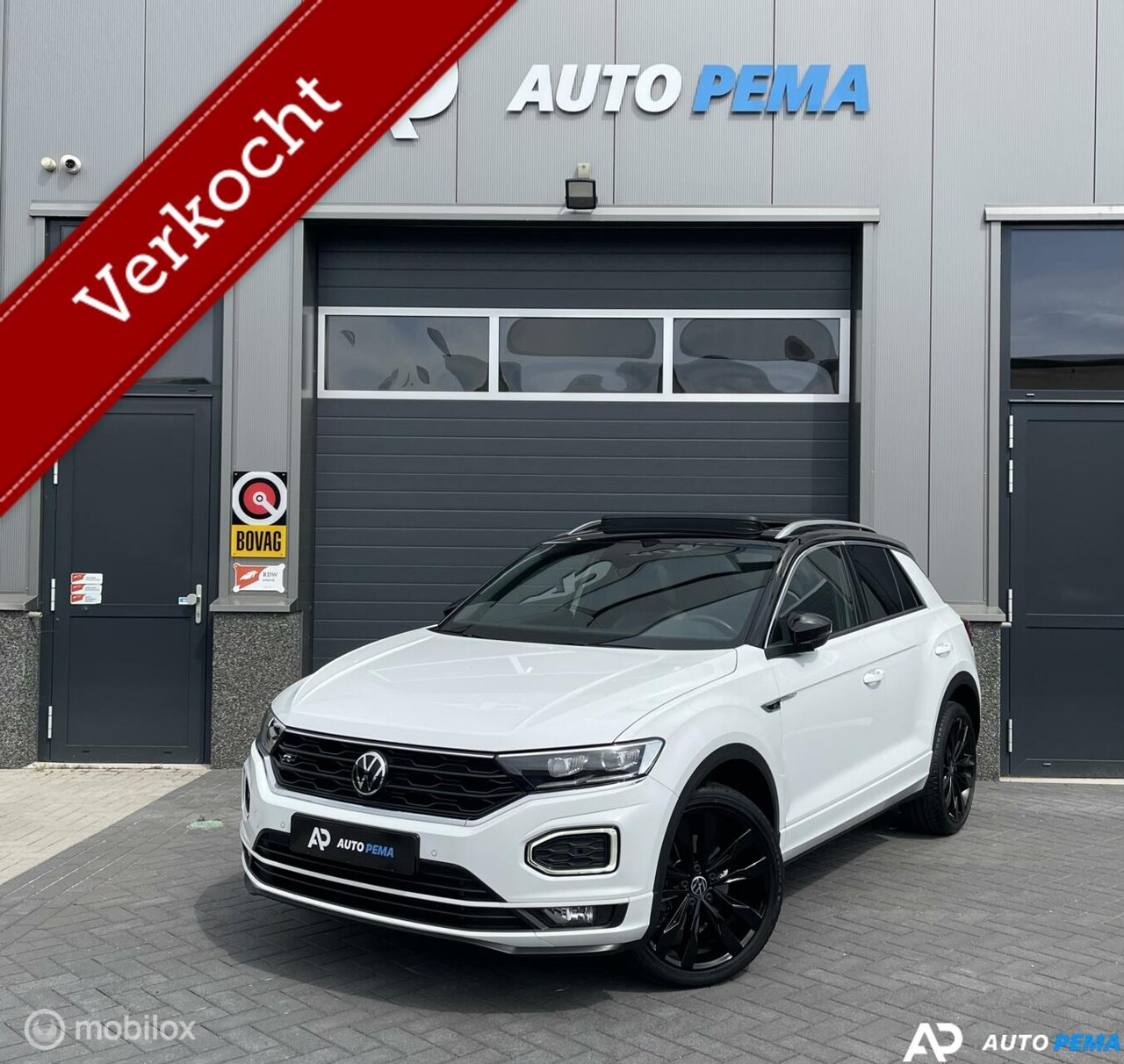 Volkswagen T-Roc - 1.5 TSI DSG R-Line 150PK/PANO/KEYL - AutoWereld.nl