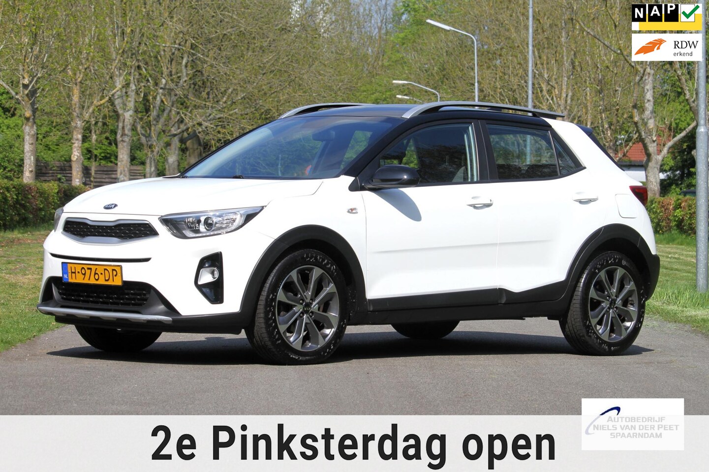 Kia Stonic - 1.0 T-GDi DynamicLine / Van 1e eigenaar / Airco / Navigatie / Achteruitrijcamera / Zwart m - AutoWereld.nl