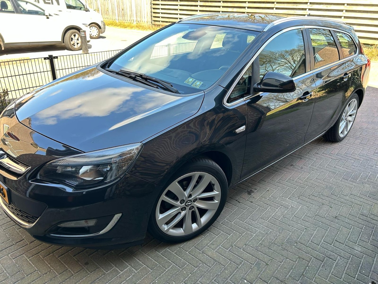 Opel Astra Sports Tourer - 1.4 Turbo Sport - AutoWereld.nl