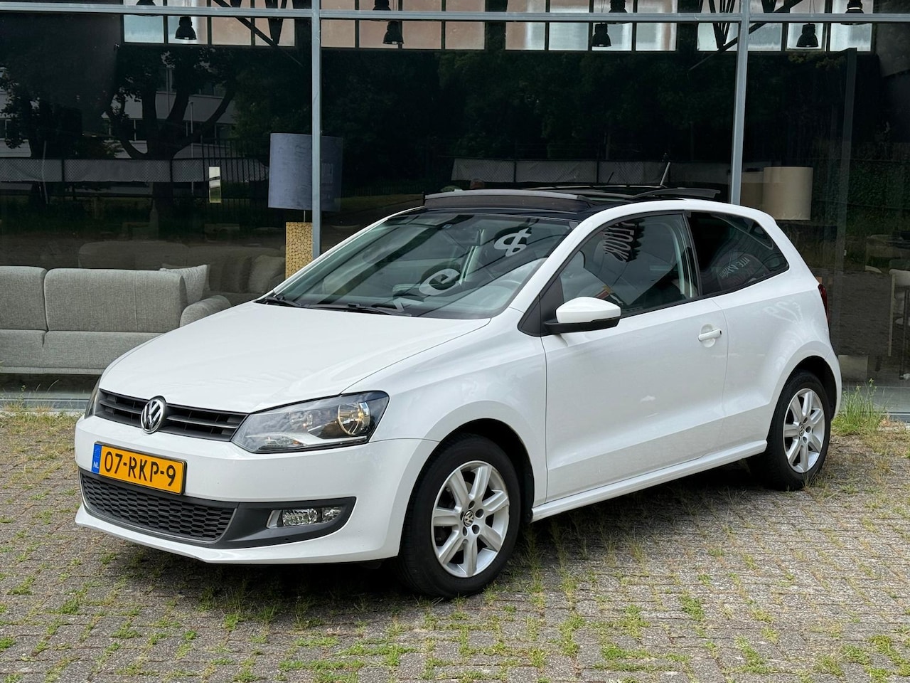 Volkswagen Polo - 1.2 TSI Highline Pano Nap Airco Cruise contro - AutoWereld.nl
