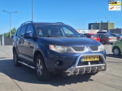 Mitsubishi Outlander - €4950-2.4 Inspire 2WD Apk Trekhaak Airco