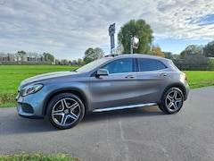 Mercedes-Benz GLA-Klasse - 220 d 4Matic Premium Plus Panoramadak