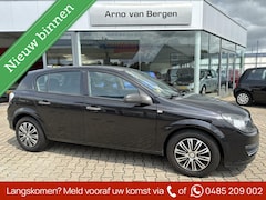 Opel Astra - 1.6 Essentia, airco, cruisecontrol, multimediasysteem