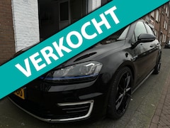 Volkswagen Golf - 1.4 TSI GTE Pano Leer Bak Revisie Gehad Vol Zwart