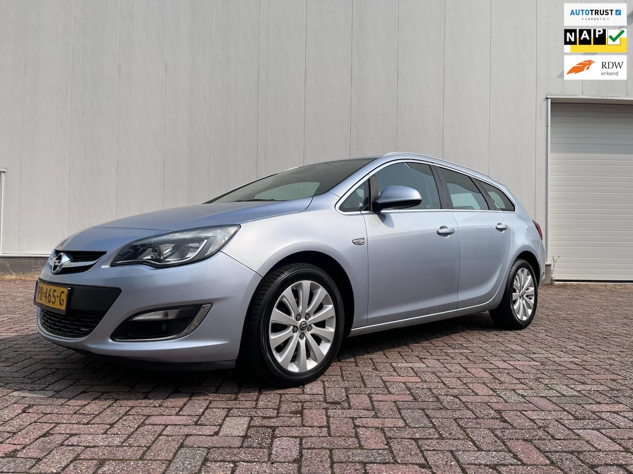Opel Astra Sports Tourer - 1.4 Turbo Sport + cosmo 2015 - AutoWereld.nl