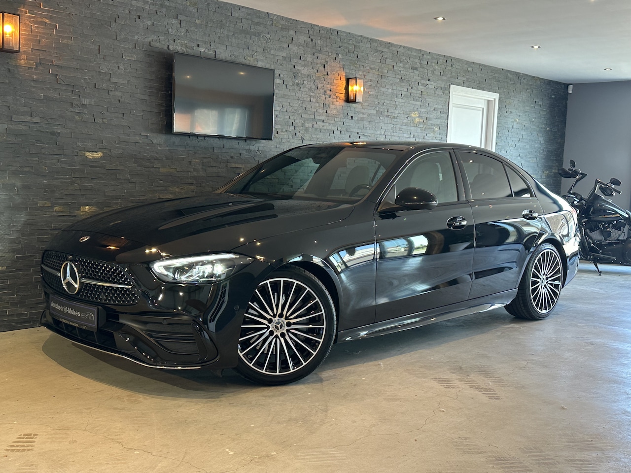 Mercedes-Benz C-klasse - 180 AMG Line Bj: 2022 / Panoramadak / automaat / Night - AutoWereld.nl
