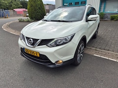 Nissan Qashqai - 1.6 dCi 6bak 131pk Tekna Pano 360cam Leer