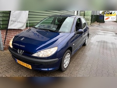 Peugeot 206 - 1.4 One-line