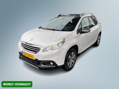 Peugeot 2008 - 1.2 PureTech Allure 131pk / Panorama / Navi / Trekhaak / JBL / 4S band