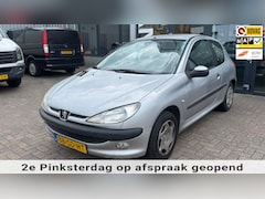 Peugeot 206 - 1.4 Gentry 126dzkm clima stuurbekrachtiging elektrische pakket