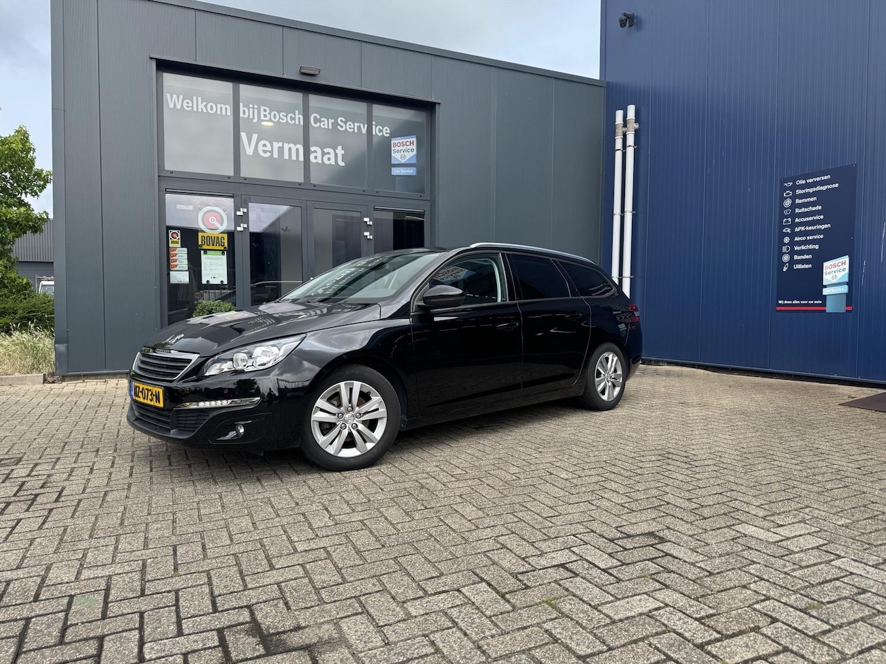Peugeot 308 SW - 1.2 E-THP 81KW/110PK - AutoWereld.nl