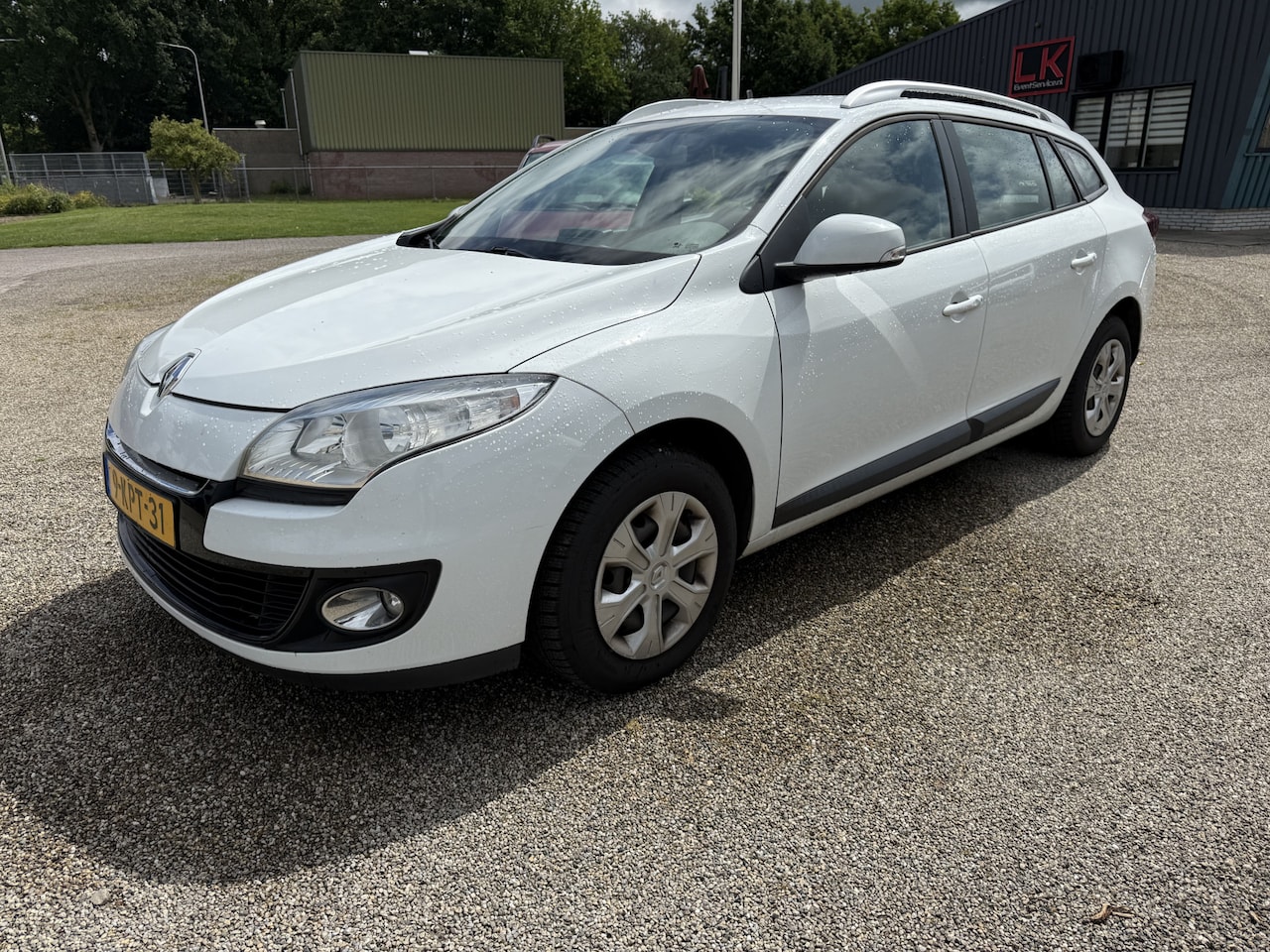 Renault Mégane Estate - 1.5 dCi Expression. Navi,trekhaak. Mooie auto ! - AutoWereld.nl