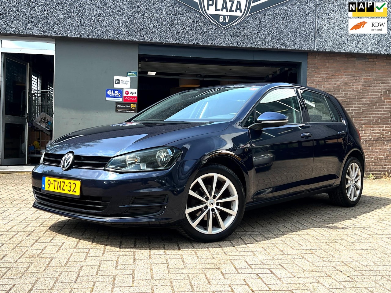 Volkswagen Golf - 1.2 TSI Trendline Navi_Cruise_ Airco - AutoWereld.nl