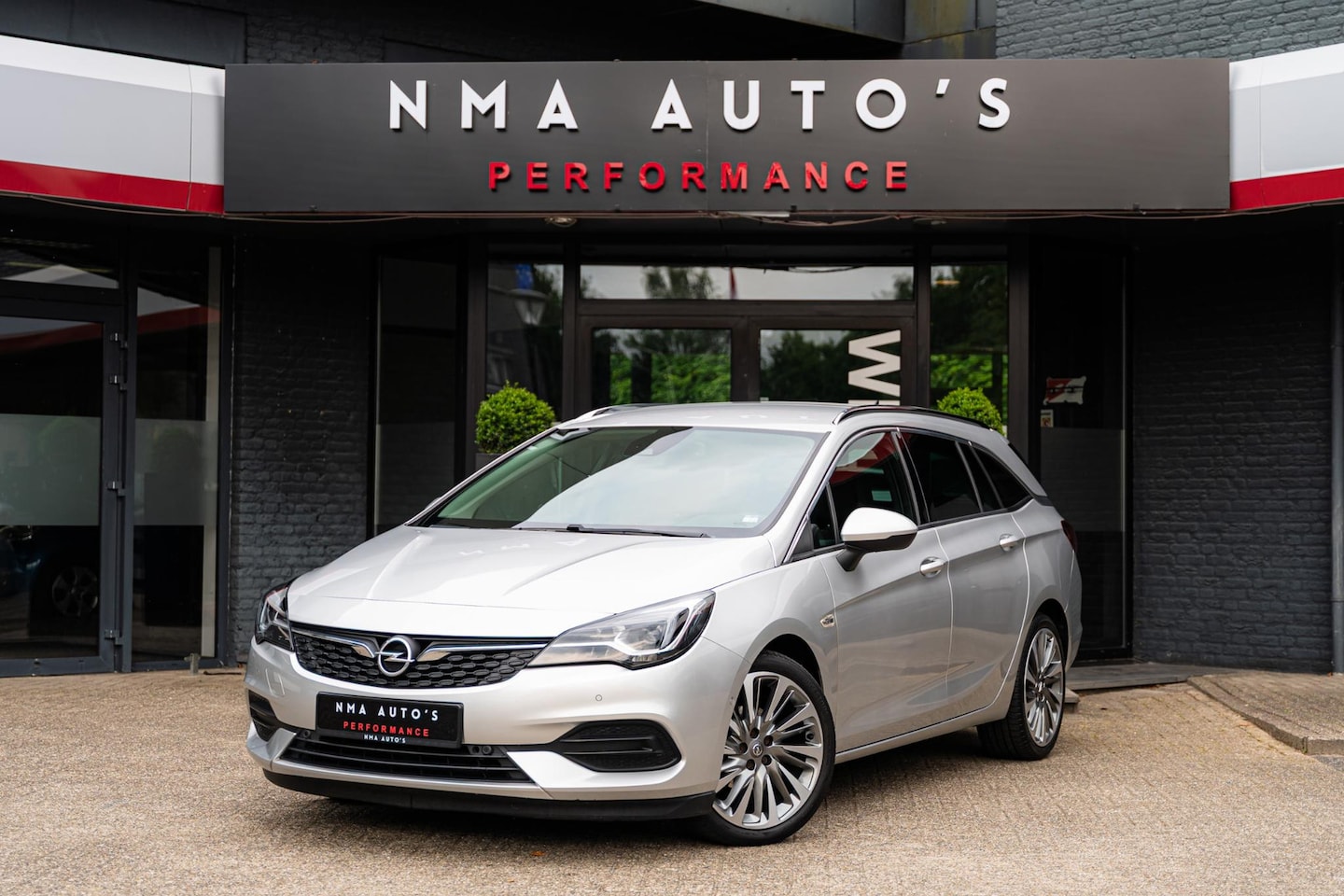Opel Astra Sports Tourer - 1.4 Business Elegance Virtual DODEHOEK GARANTIE - AutoWereld.nl
