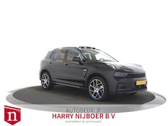 Lynk & Co 01 - 1.5 Pack Black / Navigatie / Camera
