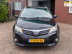 Toyota Avensis Wagon - 2.0 VVTi Dynamic Business