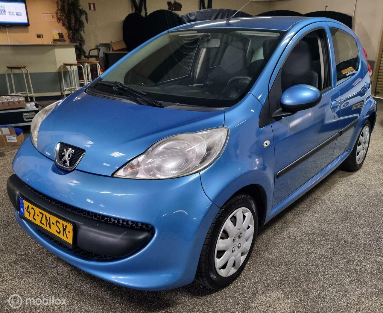 Peugeot 107 - 1.0-12V XS Urban Move 5 drs. elektrische pakket - AutoWereld.nl