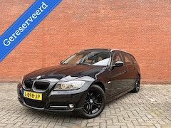 BMW 3-serie Touring - 318i BUSINESS M Sport|PANO|TREKHAAK|PDC