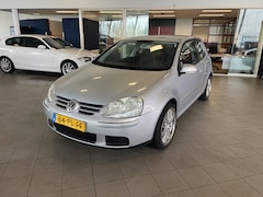 Volkswagen Golf - 1.4 Trendline