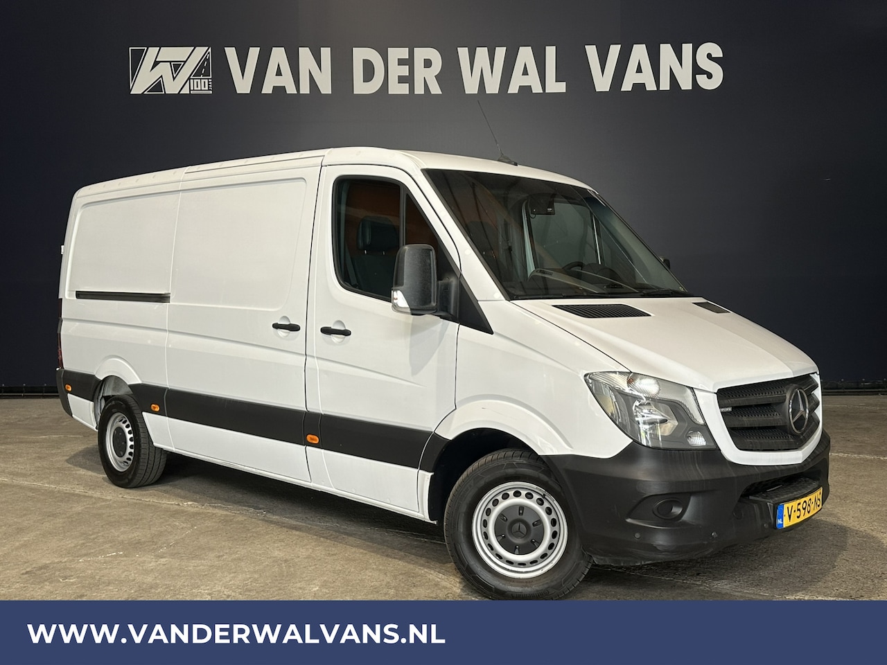 Mercedes-Benz Sprinter - 316 CDI 163 pk L2H1 Euro6 Airco | Camera | Navigatie | 2800kg Trekhaak | Cruisecontrol Cha - AutoWereld.nl