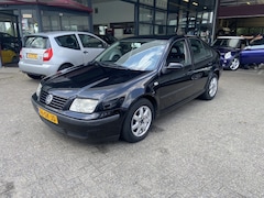 Volkswagen Bora - 1.9 SDI Trendline