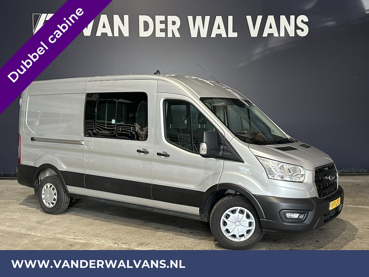 Ford Transit - 2.0 TDCI 131pk L3H2 Dubbele Cabine Euro6 Airco | 6-zits | 2500kg Trekhaak | Cruisecontrol - AutoWereld.nl