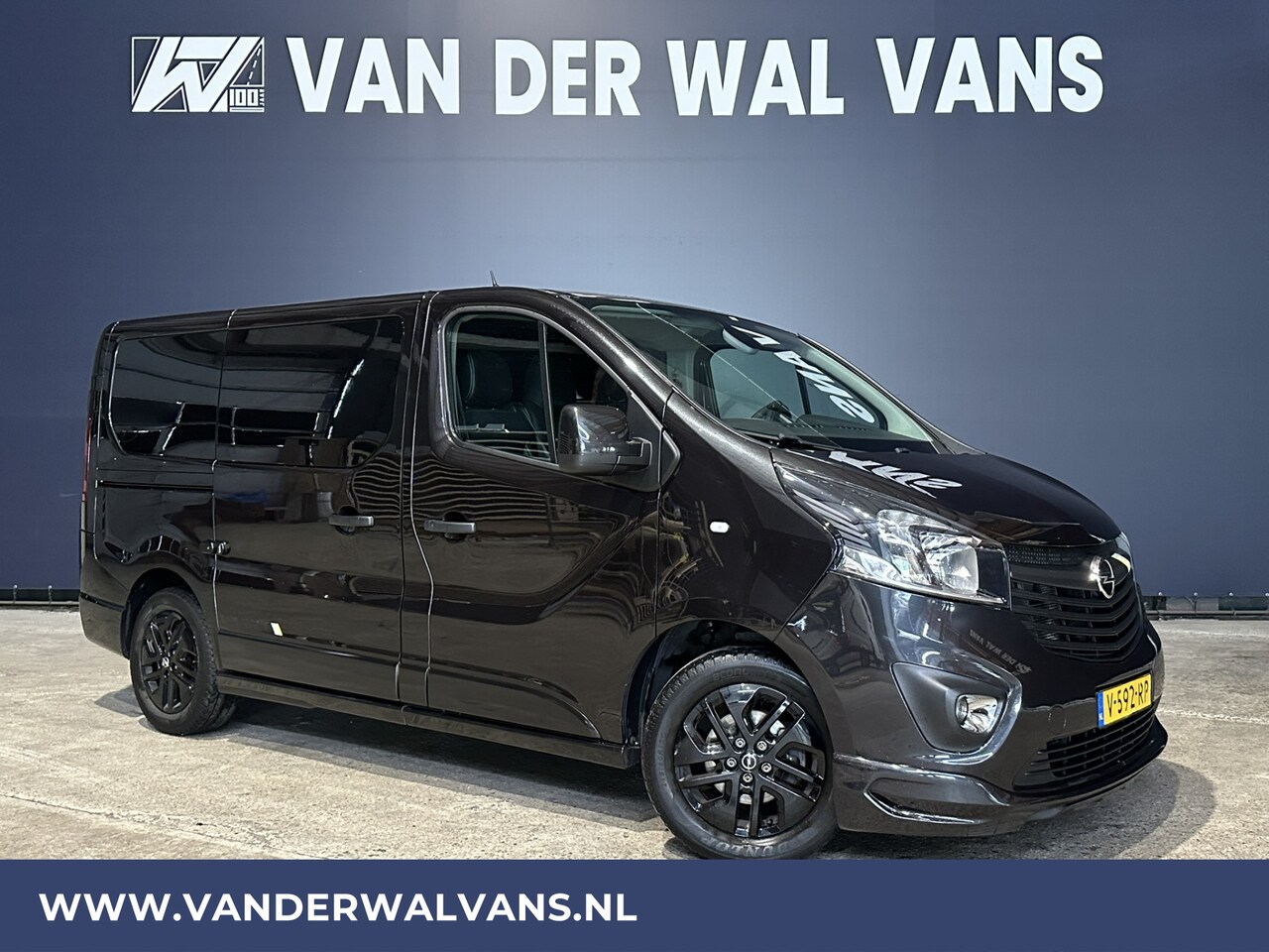 Opel Vivaro - 1.6 CDTI 146pk L1H1 Sport Irmscher nr. 60/200 Euro6 Airco | Navigatie | Bumperkit | Spoile - AutoWereld.nl