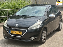 Peugeot 208 - 1.2 VTi Envy20135-deursNaviPDC1 jaar APK