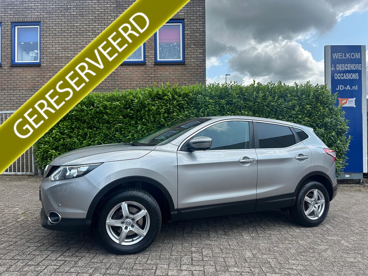 Nissan Qashqai - 1.2 N-Connecta Climate C, Cruise C, Rondomzicht Camera!!!! PINKSTERSHOW WOESDAG 04-06 T/M - AutoWereld.nl