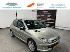 Peugeot 206 - 1.4 Forever AIRCO / NAP / LM VELGEN