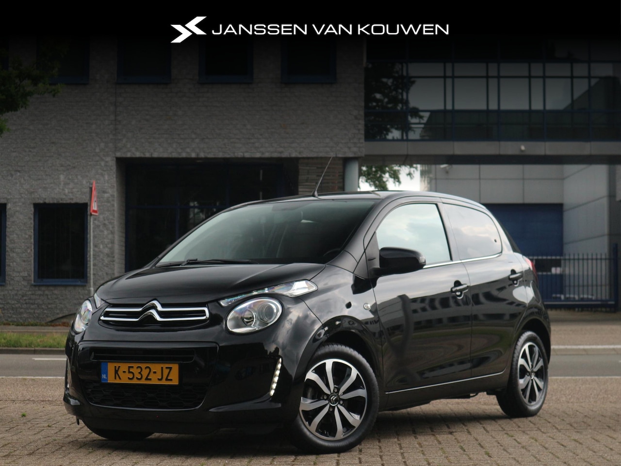 Citroën C1 - 1.0 VTi Shine / Climate Control / Apple CarPlay / Achteruitrijcamera - AutoWereld.nl