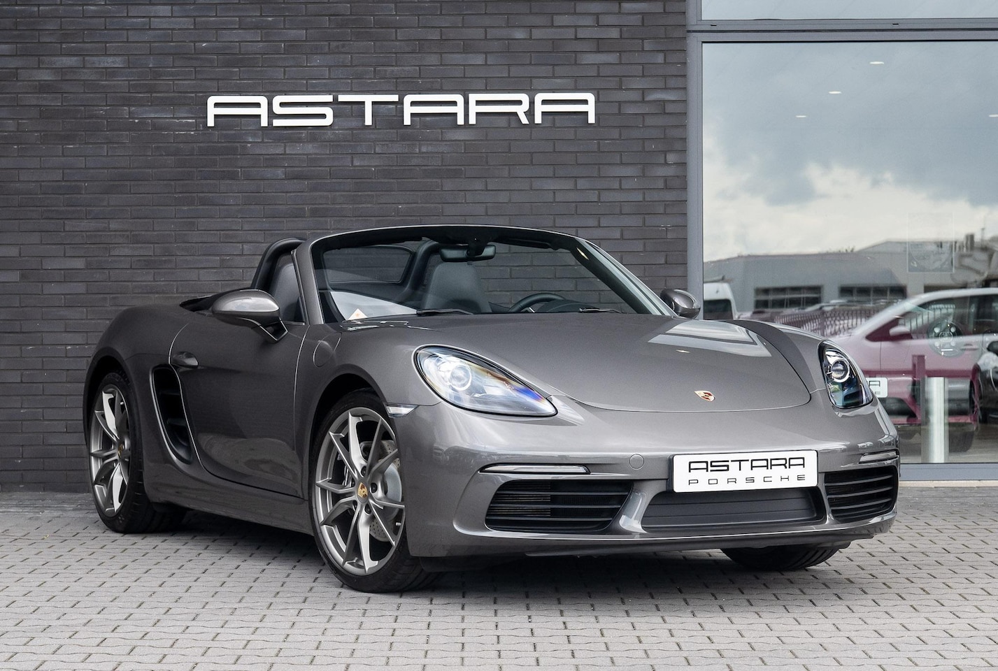 Porsche 718 Boxster - | 300pk | PDK - AutoWereld.nl