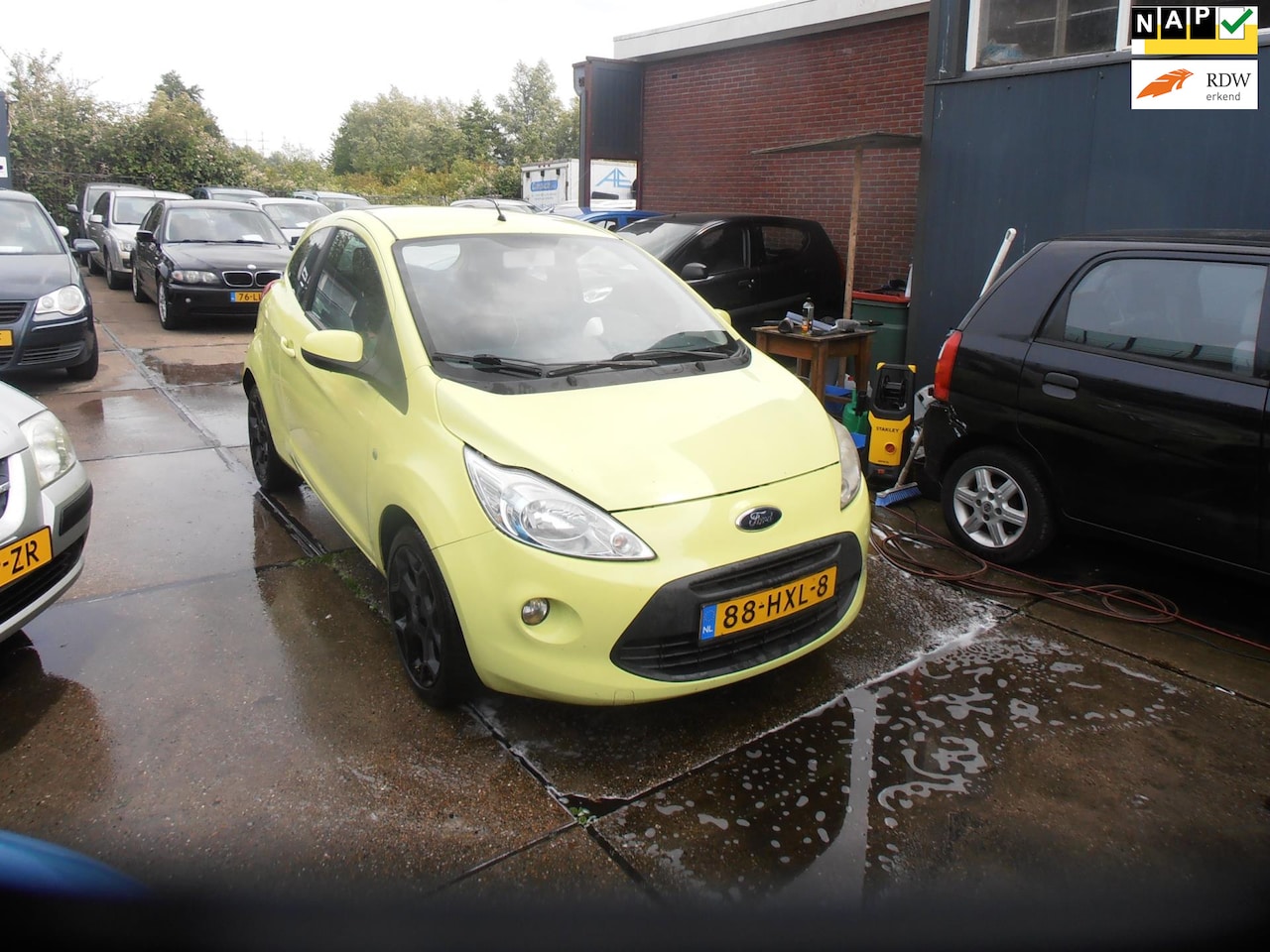 Ford Ka - 1.2 Titanium st bekr airco elek pak nap apk - AutoWereld.nl