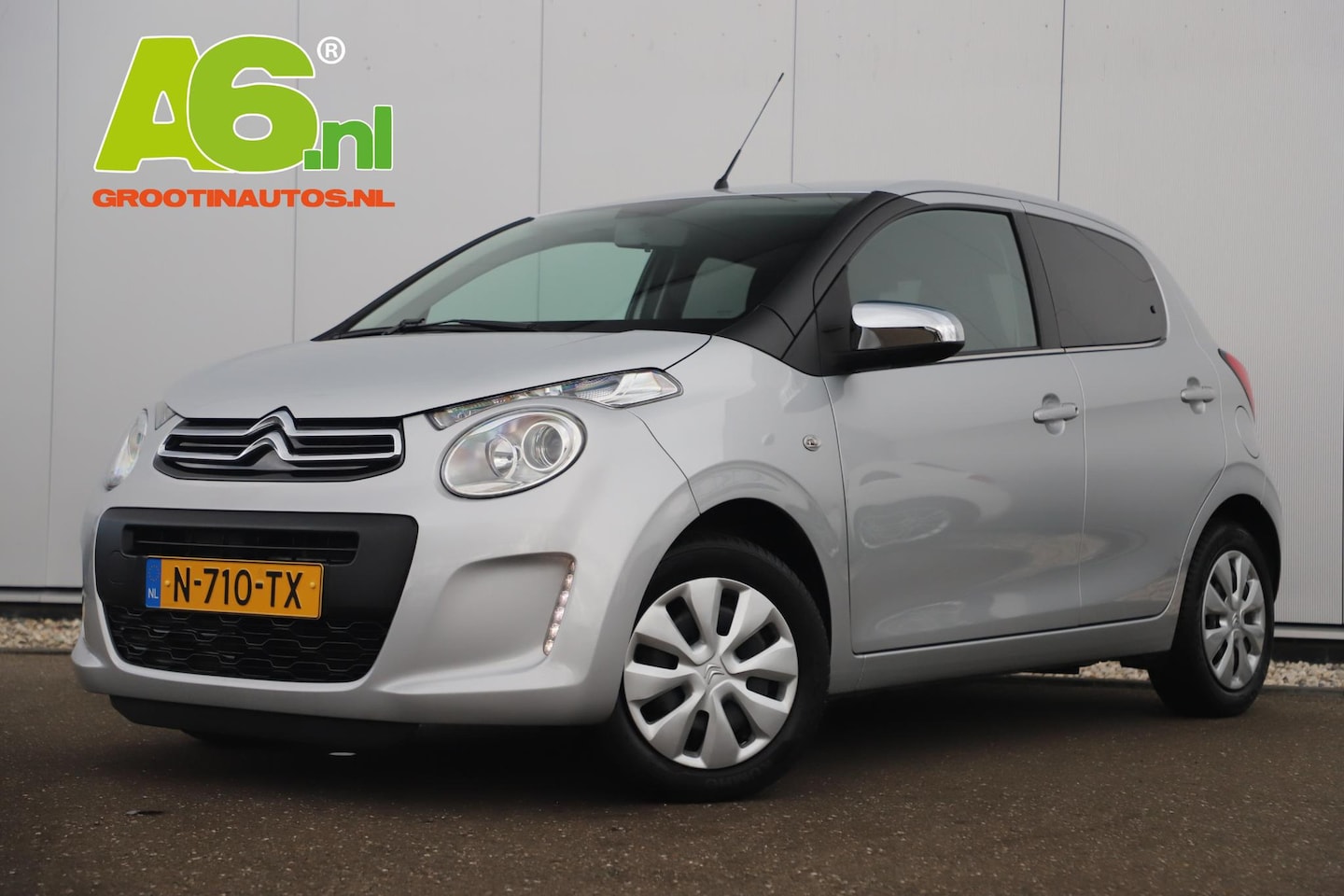 Citroën C1 - 1.0 VTi Feel Carplay Android Navigatie Achteruitrijcamera Airco Getint Glas - AutoWereld.nl