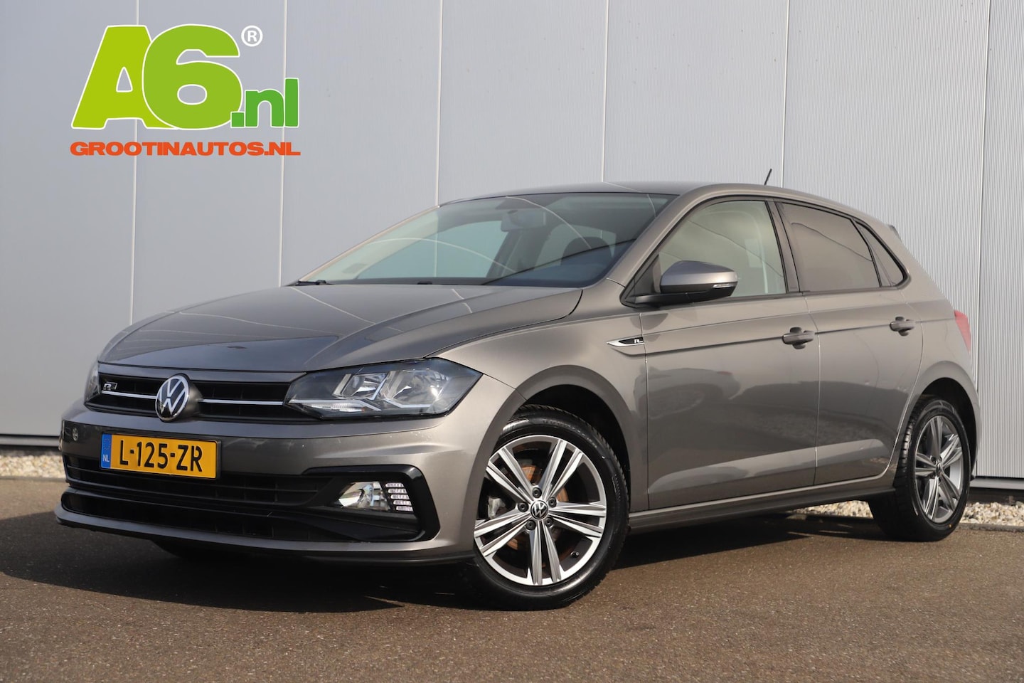 Volkswagen Polo - 1.0 TSI R-Line Edition 95PK 16 inch Adaptive Cruise Navigatie Carplay Android Camera Getin - AutoWereld.nl