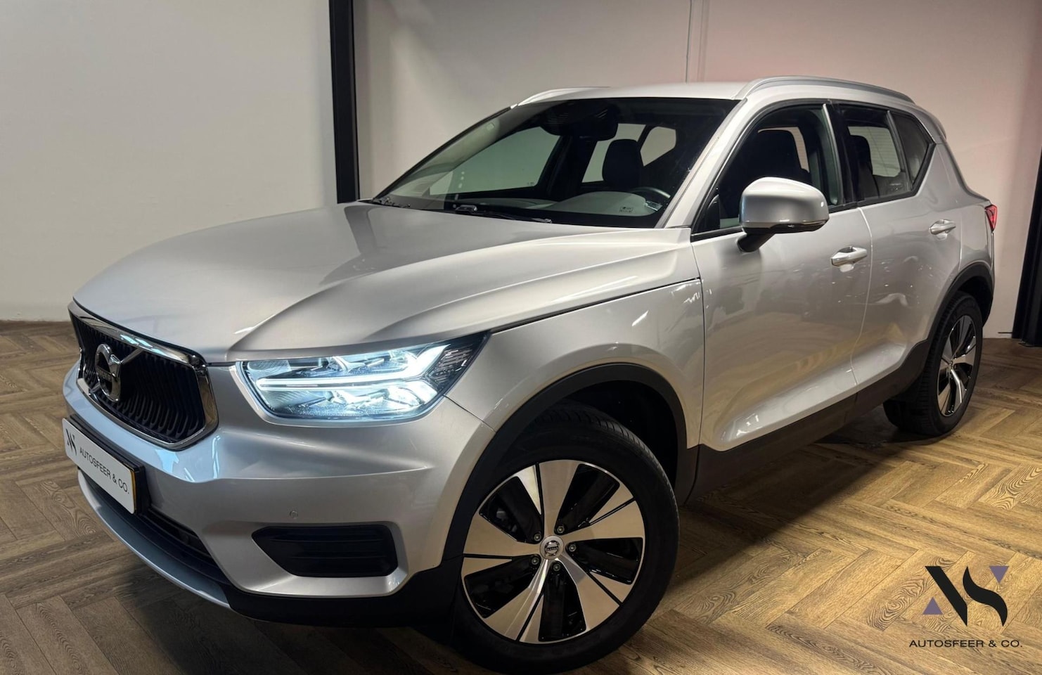 Volvo XC40 - 1.5 T3 Inscription CAM LEER PDC - AutoWereld.nl